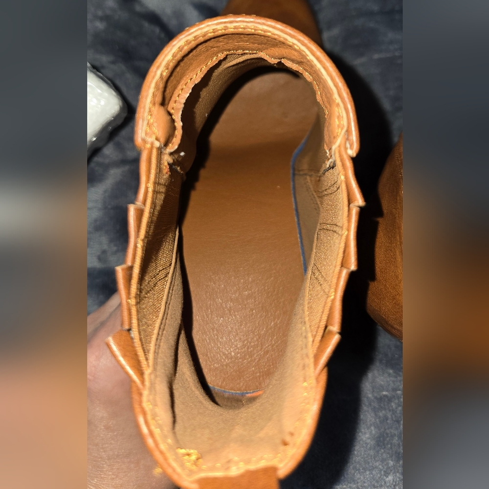 Booties (Never worn) - Picture 9 of 13